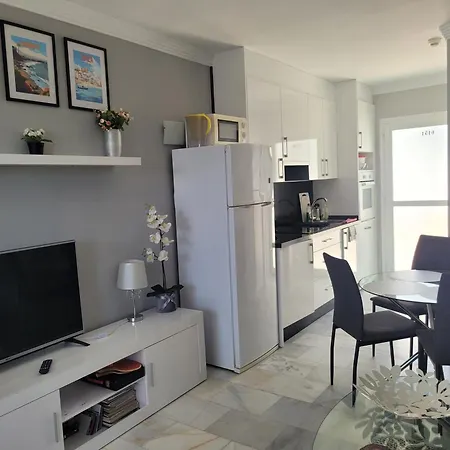 בית נופש Sea View In מארבלה